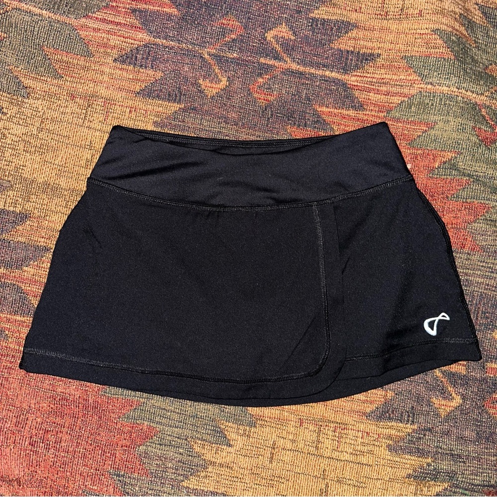 Athletic Skirt with Built in Shorts! - Picture 1 of 8